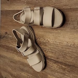 Sketchers sandals size 10